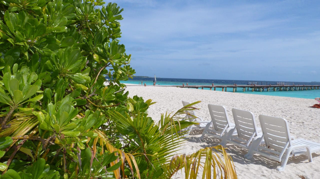 Strand wurde saubergehalten Adaaran Select Meedhupparu Island Resort - Premium All Inclusive
