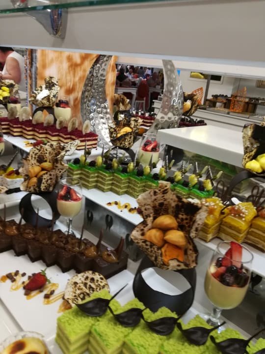 Gastro Side Royal Palace Hotel & Spa