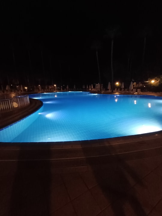 Pool Iz Flower Side Beach Hotel