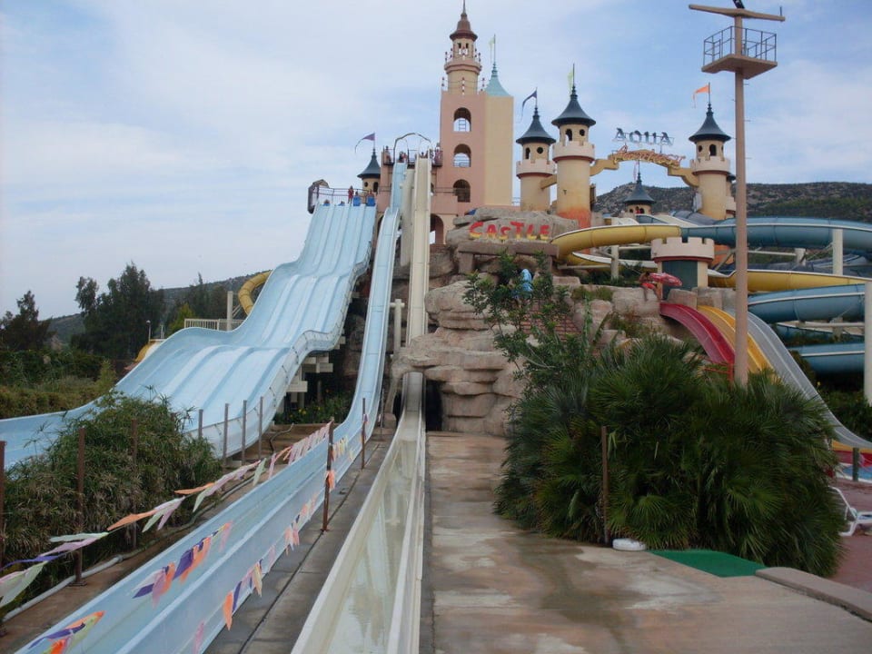 Rutschen im Aquapark Aqua Fantasy Aquapark Hotel & Spa