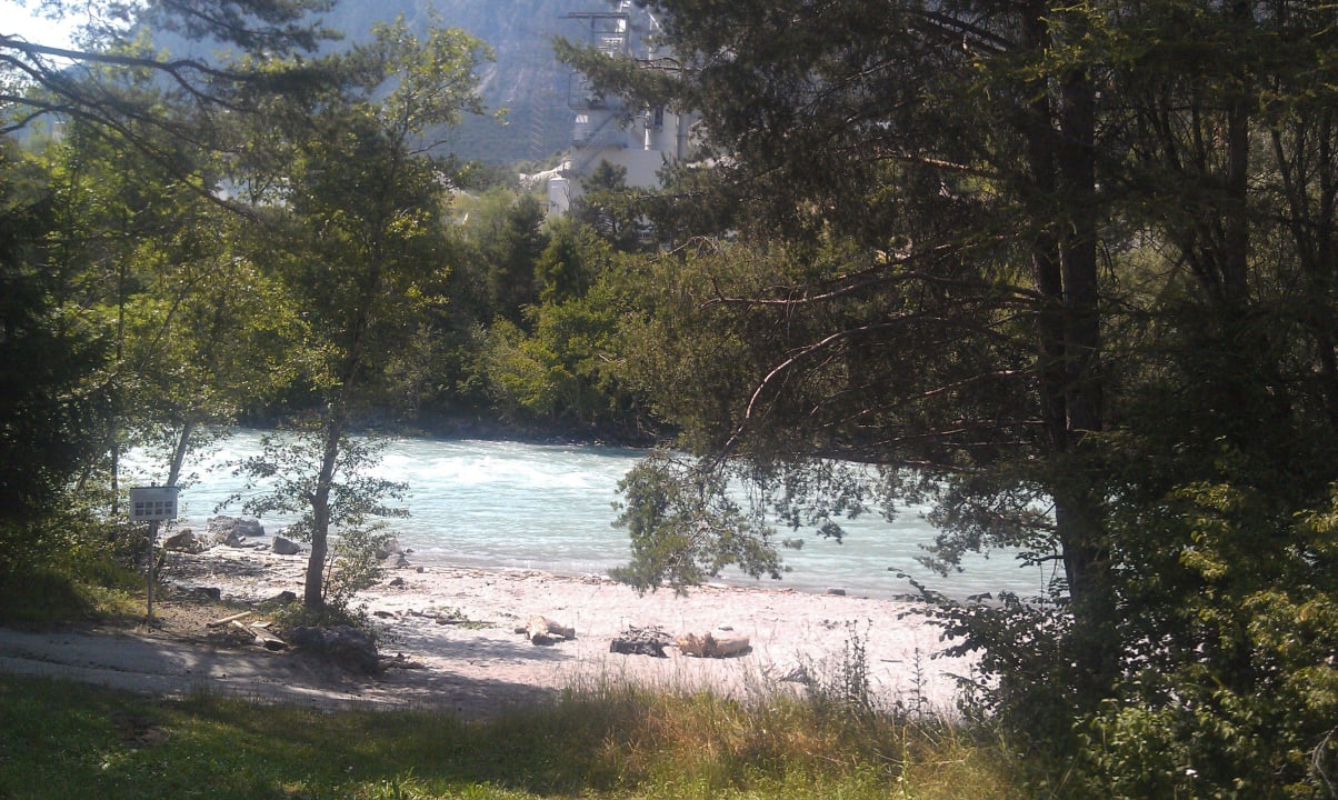 Aussicht vom Zimmer auf den natürlicher Sandstrand AREA 47
