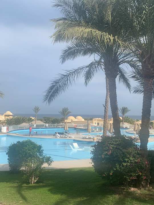 Pool Serenity Alpha Beach