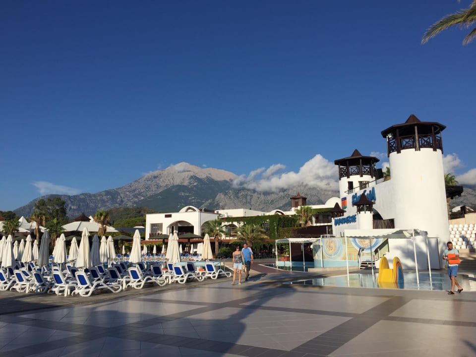 Hotel Emelda Sun Club