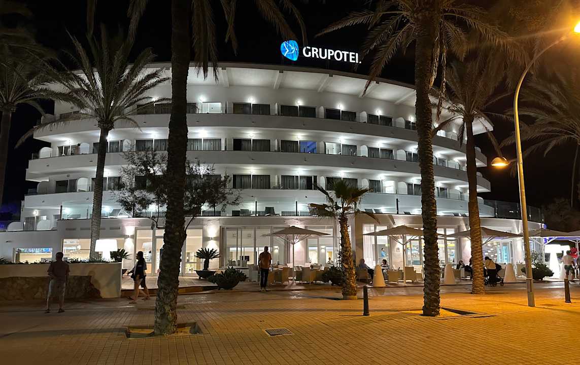 Außenansicht Grupotel Acapulco Playa - Adults Only