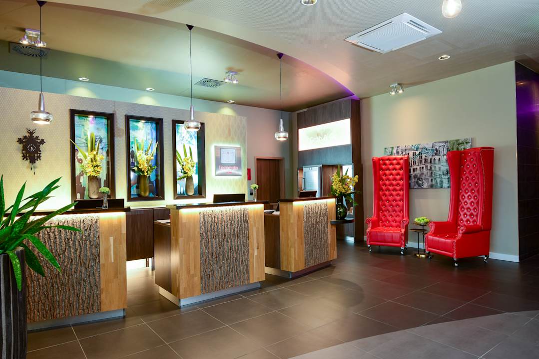 Lobby Leonardo Hotel Munich City East