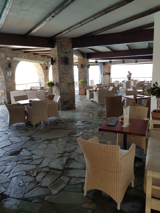 Gastro Alexander Beach Hotel & Village Resort