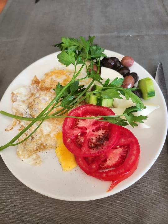 Gastro Telatiye Resort