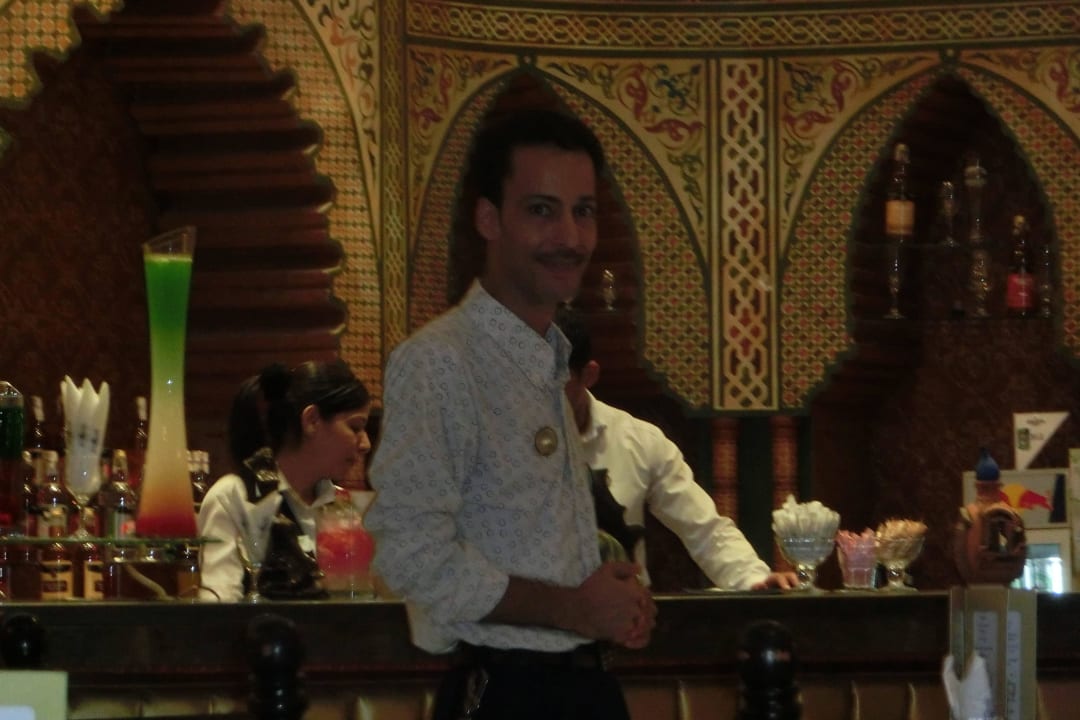 Immer ein lächeln SUNRISE Garden Beach Resort