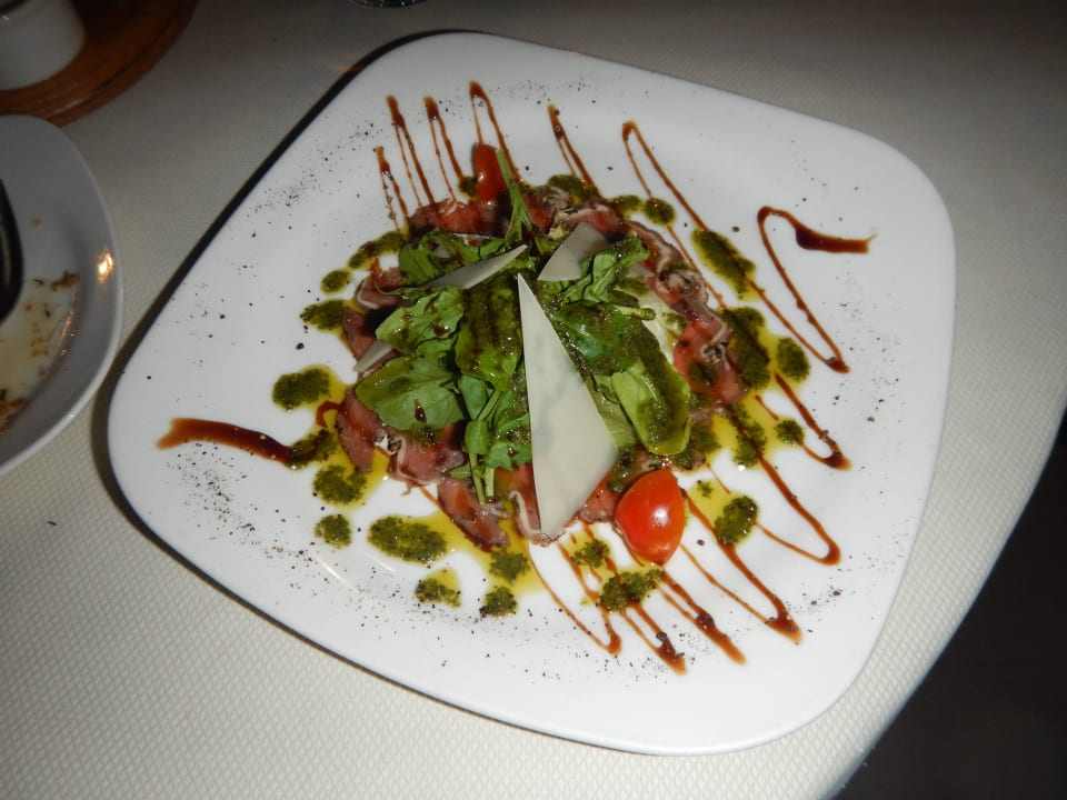 Rindercarpaccio beim Italiener Premier Le Reve Hotel & Spa