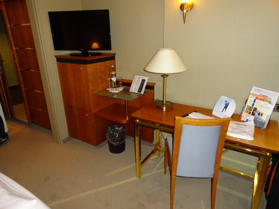 Eindrücke vom Zimmer Wyndham Garden Lahnstein Koblenz Hotel