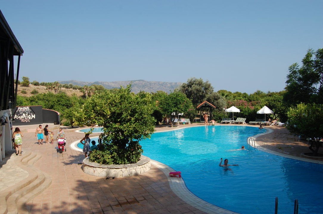 Unterer Pool  Mia Resorts Pinepark Holiday Club