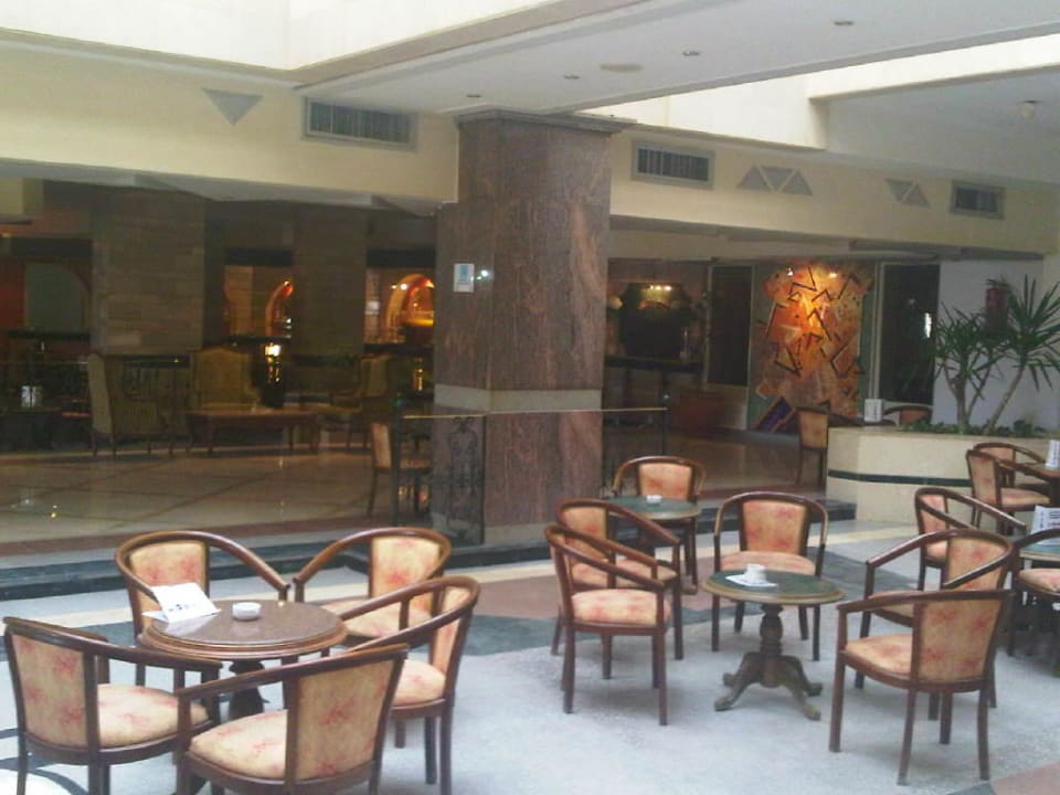 "The green bar" in der Lobby Shams Safaga Resort