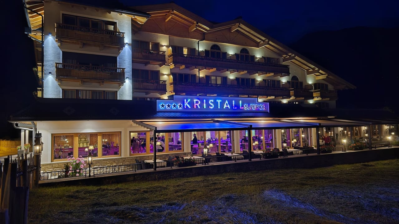 Außenansicht Verwöhnhotel Kristall