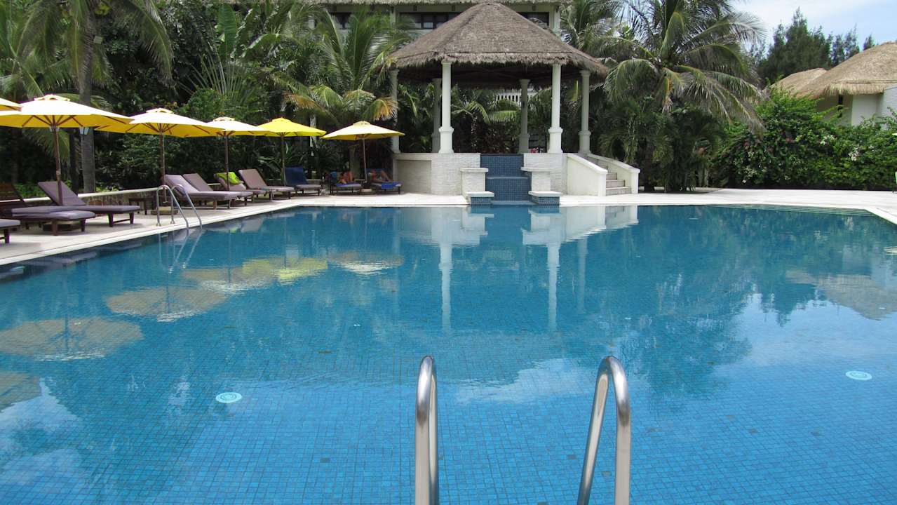  Looking toward pool gazebo Allezboo Beach Resort & Spa