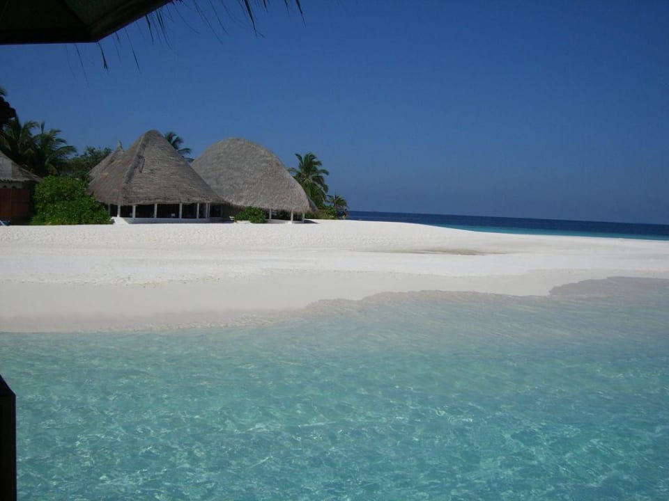 Restaurant auf der Lagunenseite Angaga Island Resort