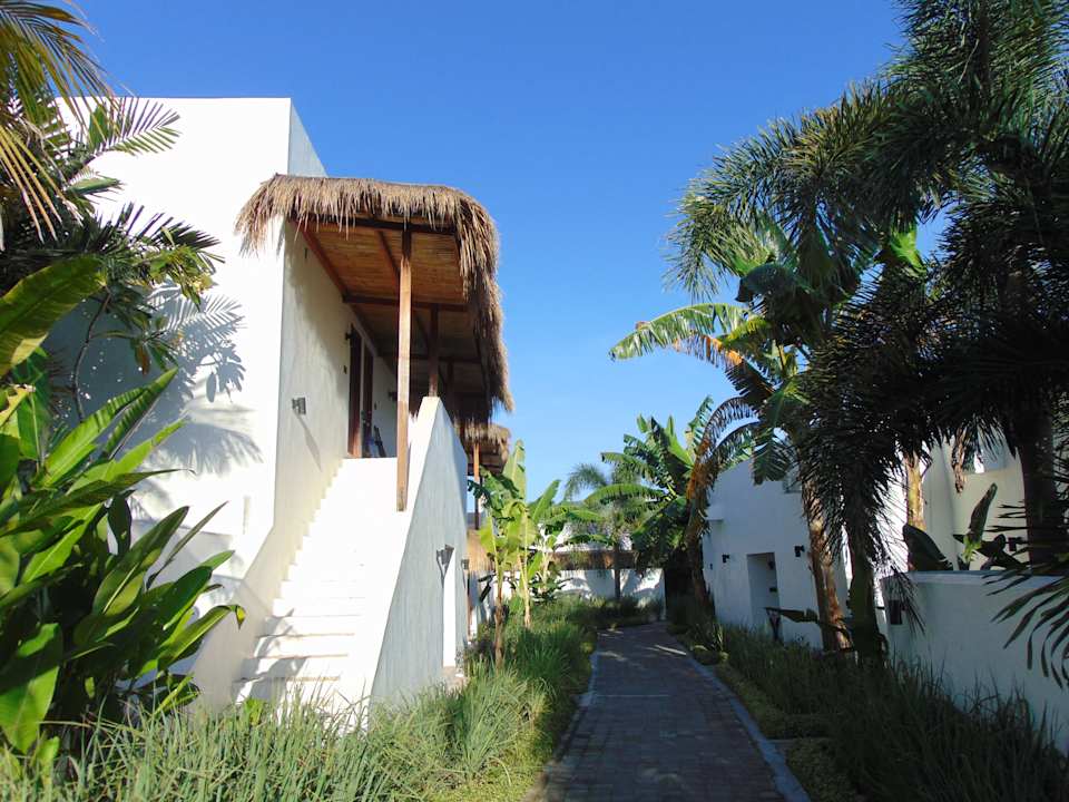 Gartenanlage Amber Lombok Beach Resort
