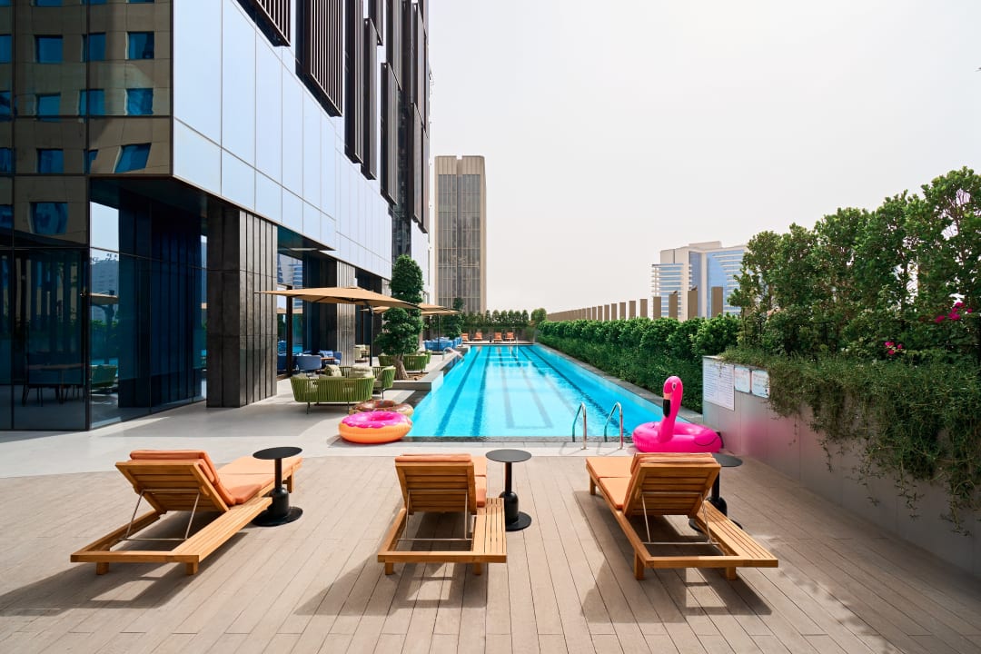 Pool Barcelo Business Bay Dubai