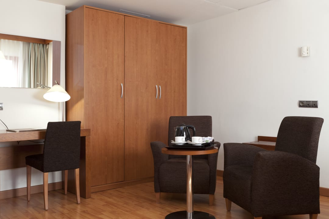 Zimmer Senator Huelva Hotel