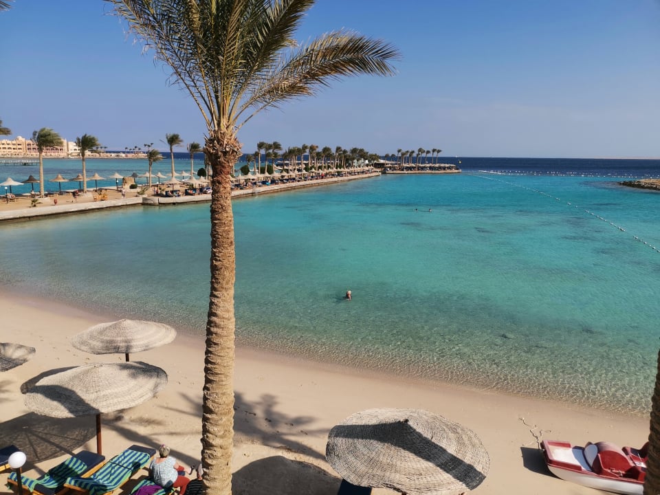 Strand Arabia Azur Resort