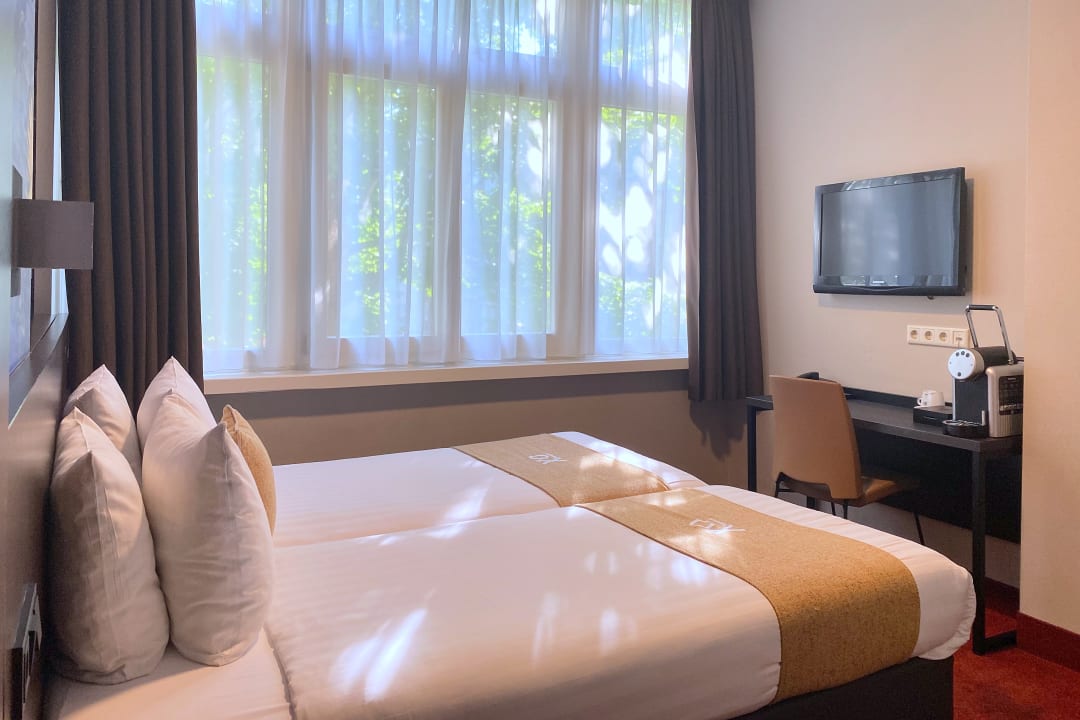 Zimmer Hotel Van Gogh