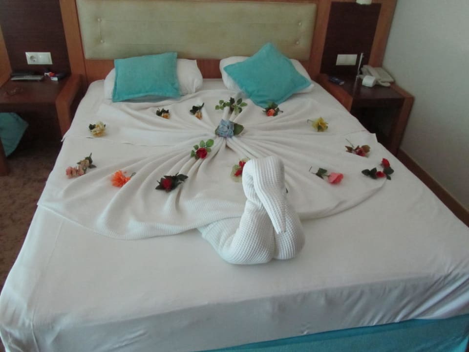 Deko Saturn Palace Resort Hotel