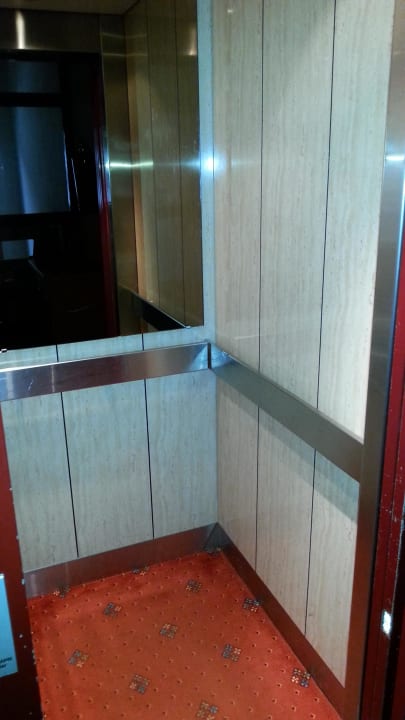 Kleiner Lift Hotel Sonnwendhof