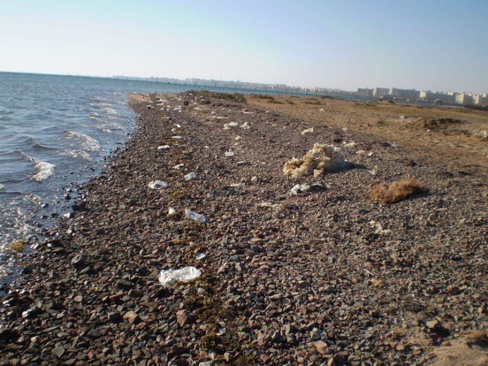 Strand an der Baustelle Golden Beach Resort