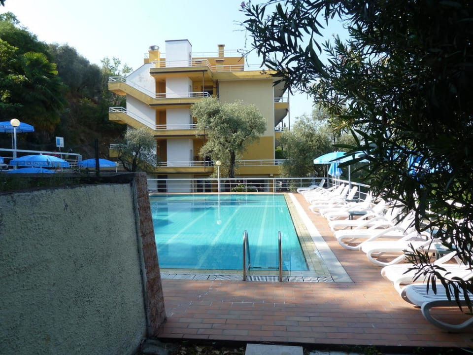 Aussenpool Hotel Internazionale