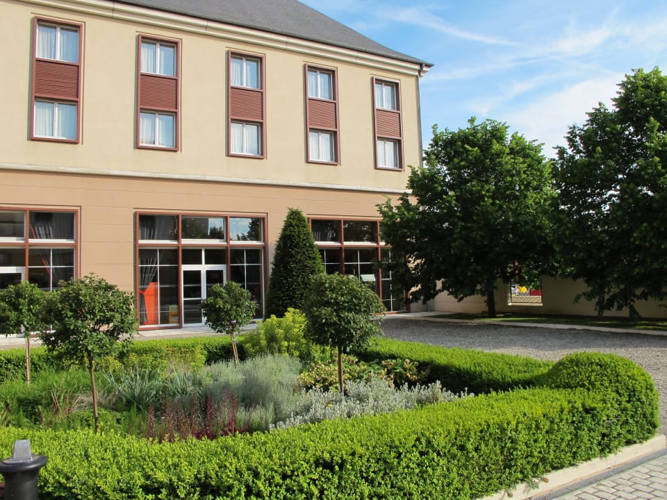 Gartenanlage Grand Magic Hotel