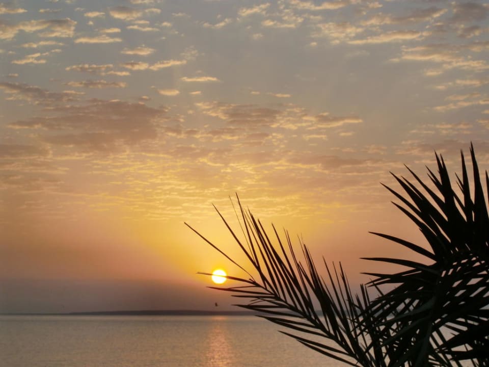 Romantischer Sonnenuntergang Arabella Azur Resort