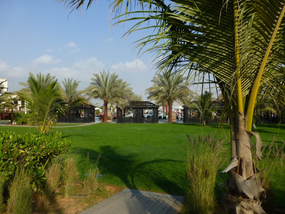 Gartenanlage DoubleTree by Hilton Resort & Spa Marjan Island