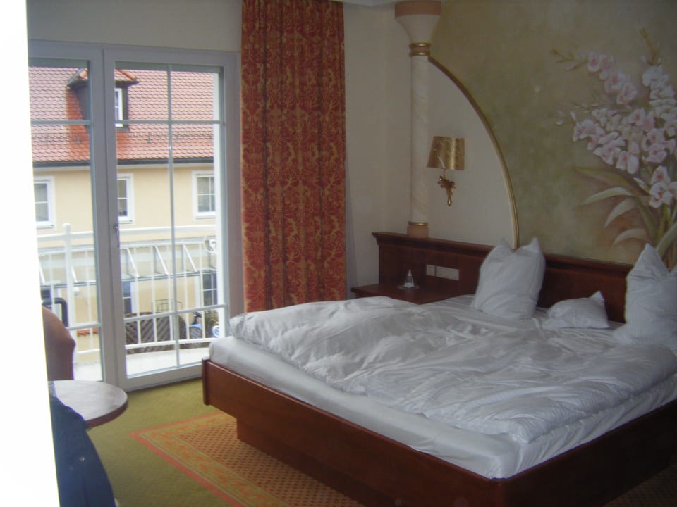 Schlafzimmer im Neubau Hotel am Schlossberg