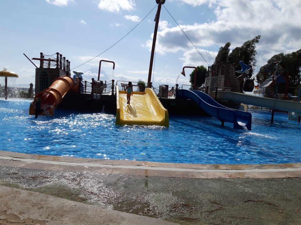Pool Aria Claros Beach & Spa Resort