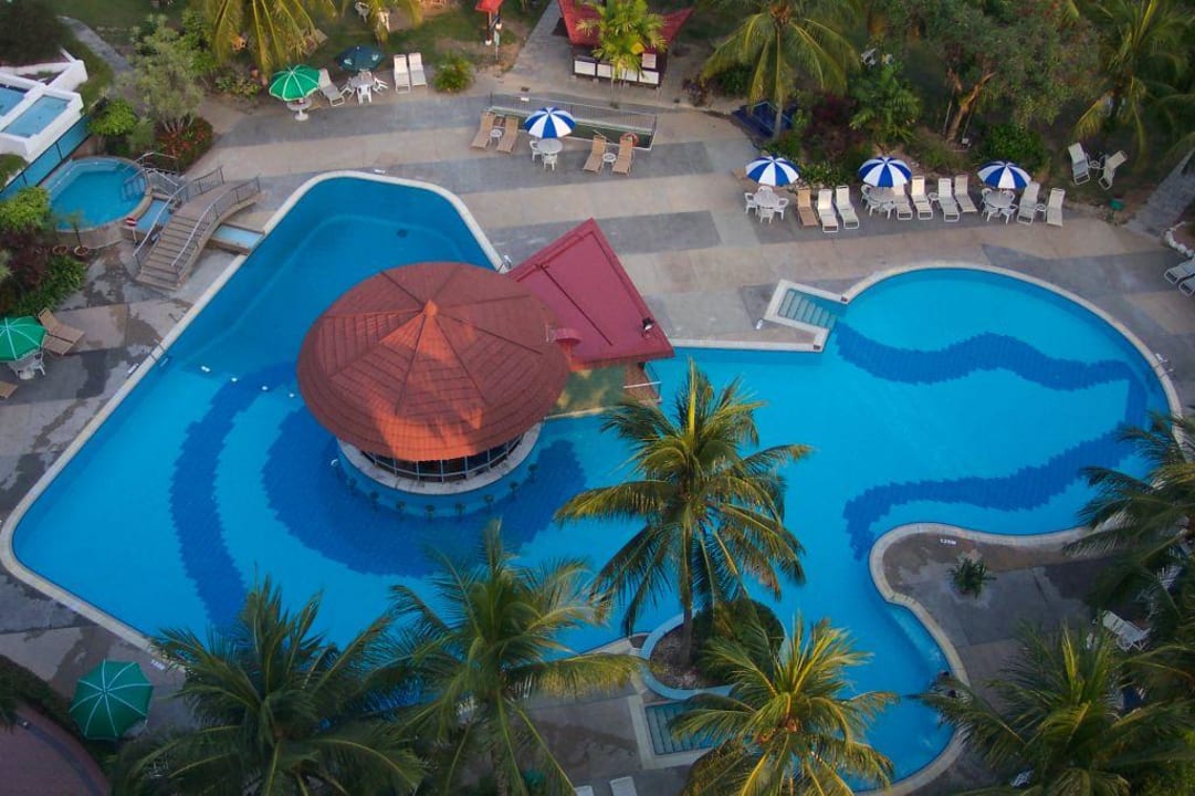 Poolanlage Hotel Bayview Beach Resort