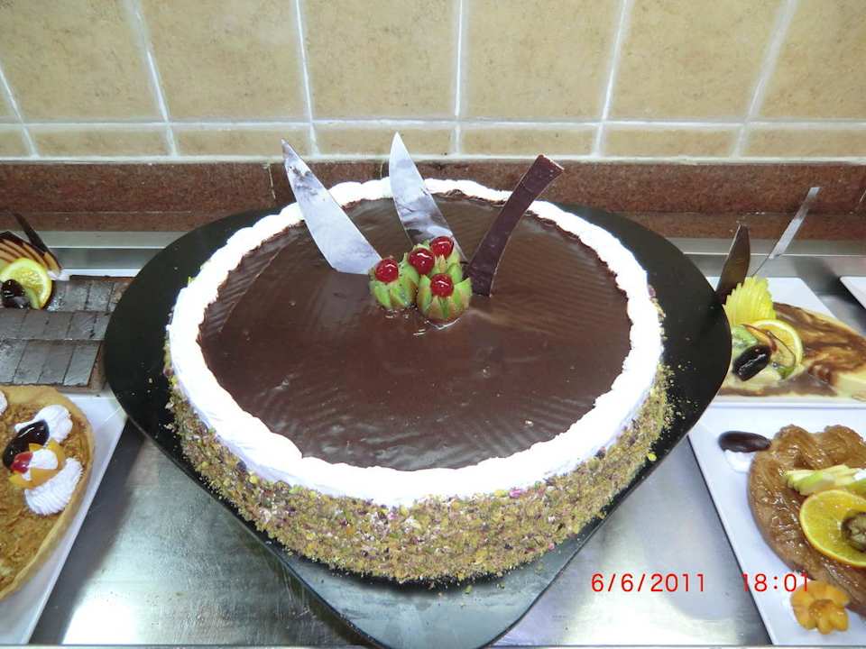 Kuchenbüffet Pickalbatros Alf Leila Wa Leila Resort - Neverland Hurghada