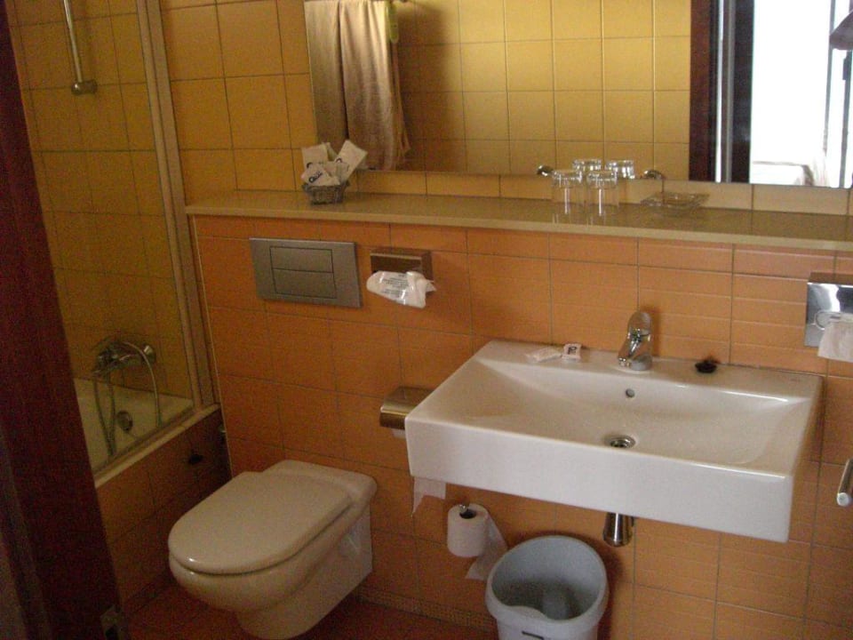 Badezimmer SBH Hotel Taro Beach