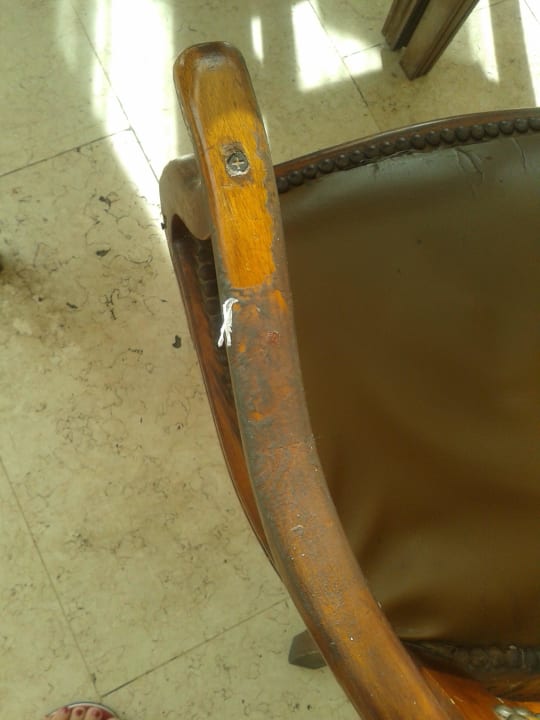 Essraum, verdreckte Sessel Regina Resort and Aqua Park Hurghada