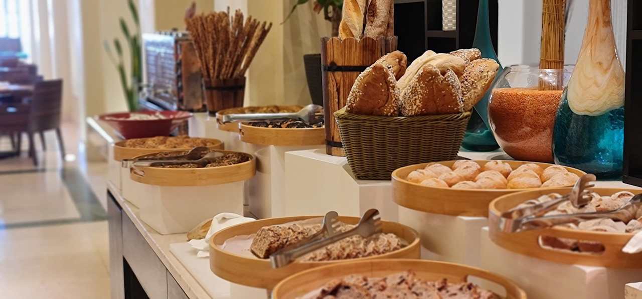 Gastro Salalah Rotana Resort