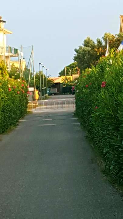 Eingang zur Anlage Villaggio Triton