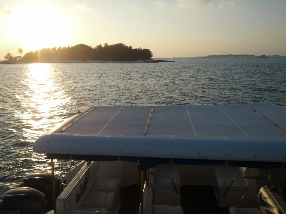 Boottransport zur Insel Villa Park Sun Island