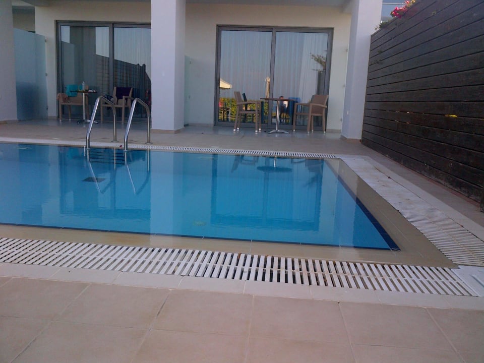 Juniorsuite mit Pool Asterias Beach Resort