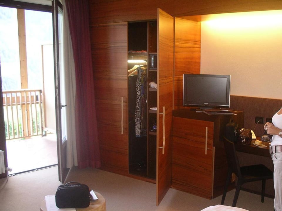 Schrank im Apfelzimmer Das Mühlwald - Quality Time Family Resort