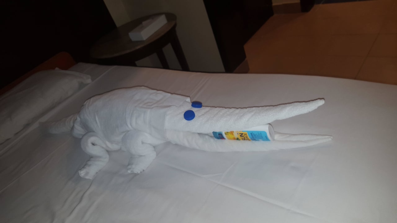 Krokodil Dekoration  Stella Beach Resort & Spa Makadi Bay