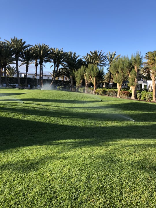 Gartenanlage R2 Romantic Fantasia Suites - Adults only