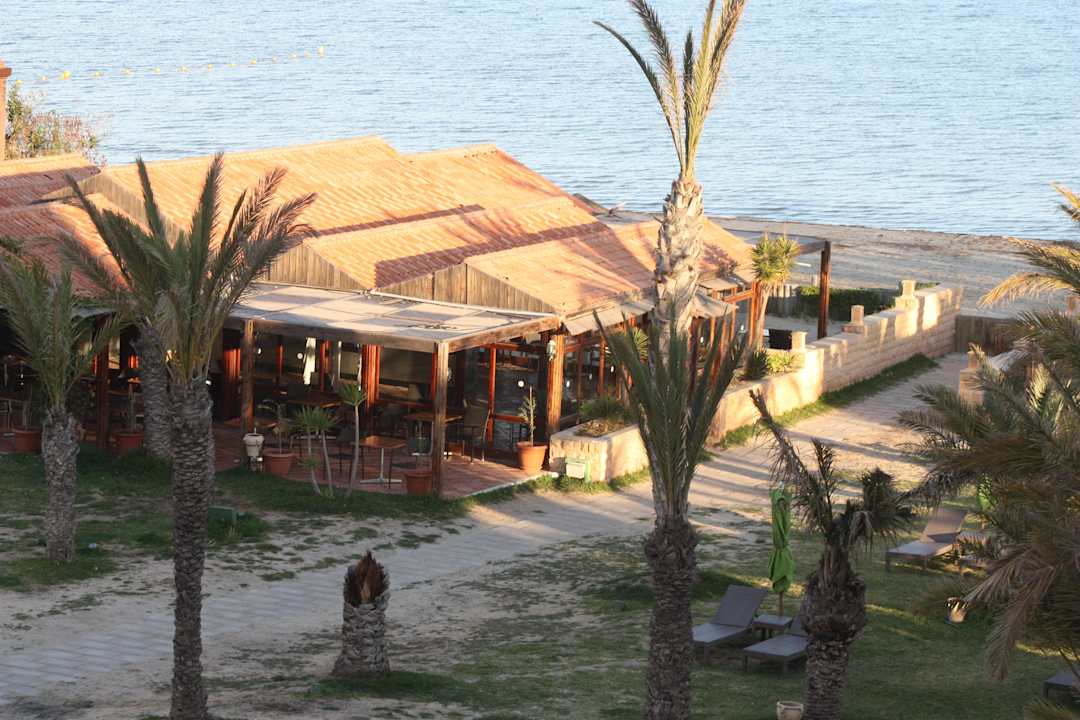 Shisha- und Poolspeisebereich bei Ludwig Hotel Rosa Beach