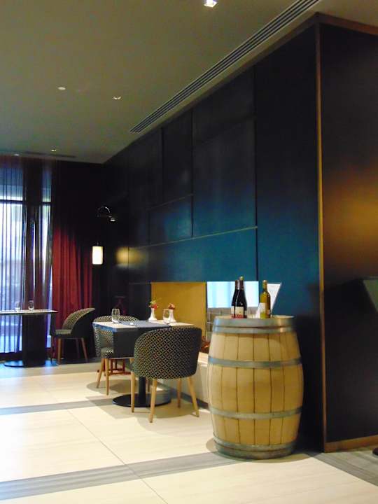 Lobby Mercure Almaty City Center