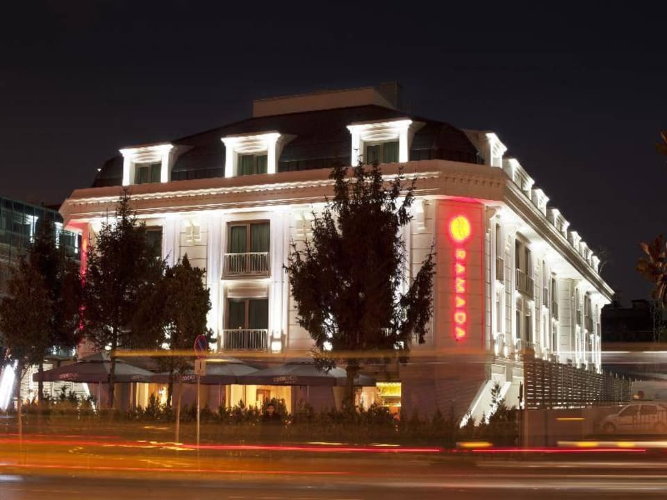 Exterior view Ramada Hotel Istanbul Asia
