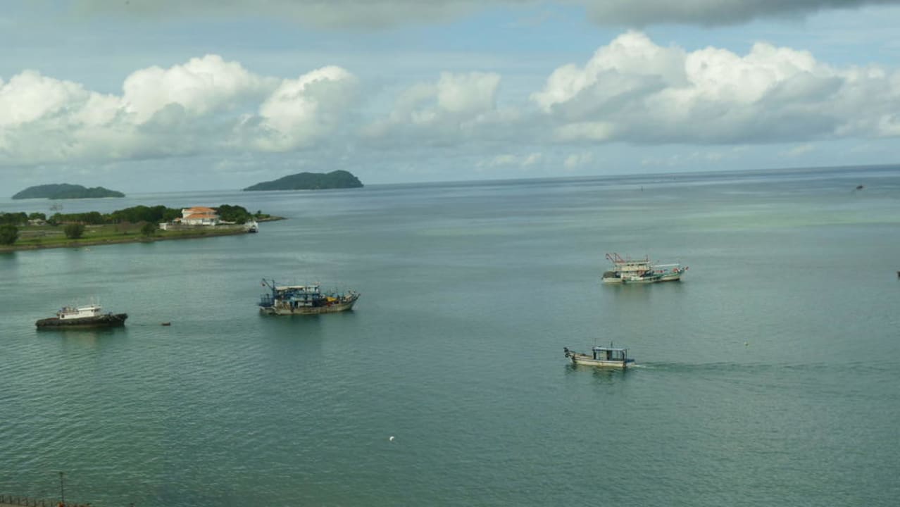 Blick aus dem Zimmerfenster Hotel Le Meridien Kota Kinabalu