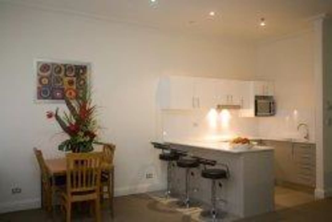 Fully equipped kitchen Woolloomooloo Waters Apartment Hotel