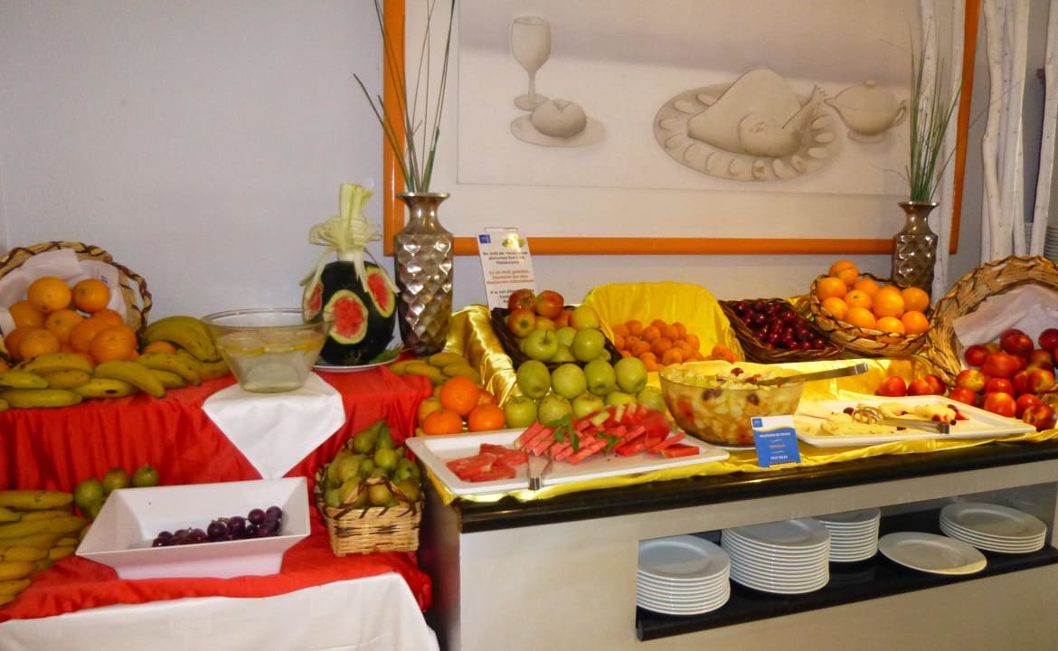 Täglich frisches Obst allsun Hotel Lucana